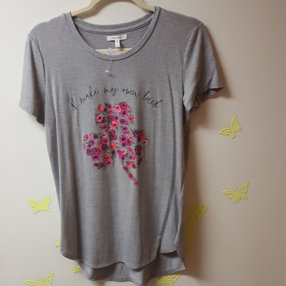 Maurices NWT St. Patrick's Day floral Gray Small